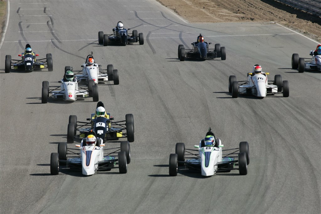 Formel Ford-feltet vender tilbage til Ring Djursland, hvor årets sæson tog sin begyndelse i midten af
(Foto: Henning Smed)